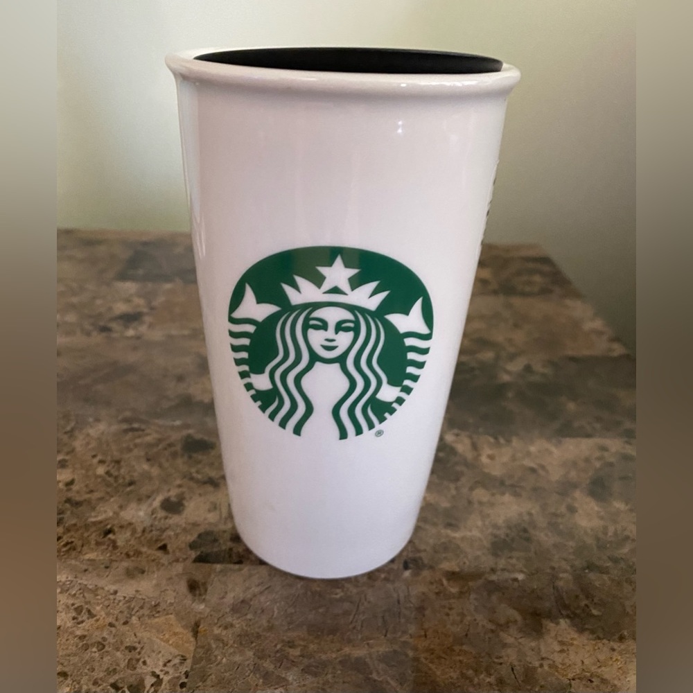 Starbucks Traveler Icon Tumbler 12  fl oz White Ceramic Logo Cup Easy Close Lid